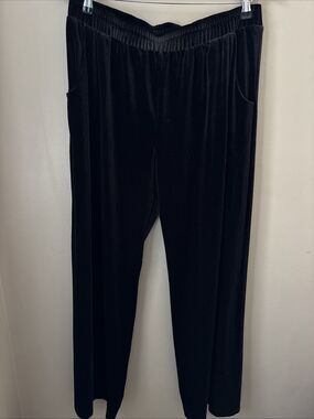 Cal Style Women’s Large Black Velvet Sweatpants